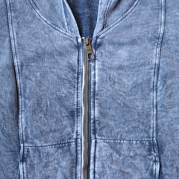 XCVI - Dusty Gray Hooded Zipper Jacket | Asymmetrical Hem - Size: Small - Picture 4 of 12